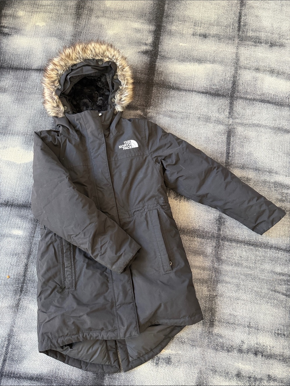 The North Face Kids Black Puffer Parka with Faux-Fur Hood